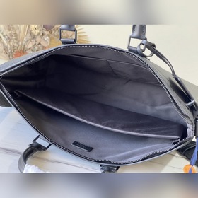 LV Артикул： M59158 Сумка-портфель Изготовлена из мягкой кожи с 