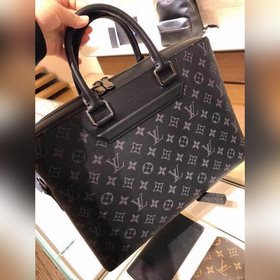 LV Модель M44222 Портфель Odyssey Изготовлен из прочной ткани Mo