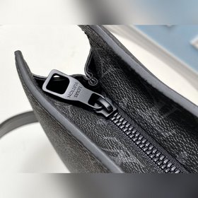 LV Модель M45265 Sac Plat Horizontal Zippé Портфель Изготовлена и