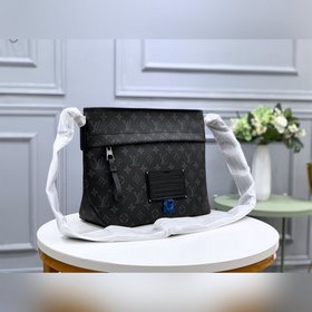 LV Модель M45214, 45216, Besace Zippée, сумка среднего размера Сп