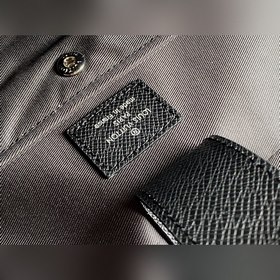 LV Модель： M30769  Брифинг-кейс двумя плечевыми ремнями Простор