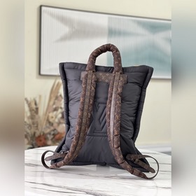 LV Модель： M58981 Серия Pillow Рюкзак Изготовлена из 100% перера