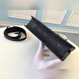 LV Модель M44476 Черная кожа Runway bags Вышивка Мужская модель 2