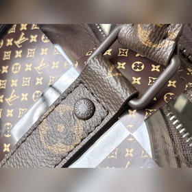 LV Модель： M20872 25 Сумка Олицетворяя модные тенденции осенне-