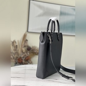 LV Модель： M30811 Вертикальная сумка Креативная интерпретация ди