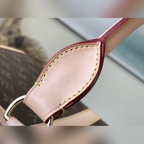 LV Артикул： M42021 Сумка Эта сумка для собак из ткани Monogram 