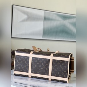 LV Артикул： M42021 Сумка Эта сумка для собак из ткани Monogram 
