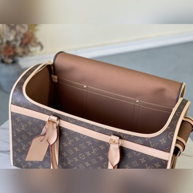 LV Артикул： M42021 Сумка Эта сумка для собак из ткани Monogram 