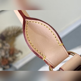 LV Артикул： M42022 Сумка Эта сумка для собак, изготовленная из т
