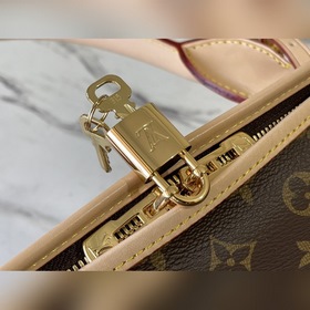 LV Артикул： M42024 Сумка Эта сумка для собак из ткани Monogram с