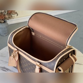 LV Артикул： M42024 Сумка Эта сумка для собак из ткани Monogram с
