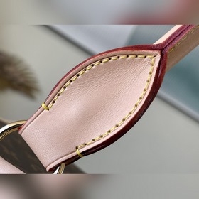 LV Артикул： M42024 Сумка Эта сумка для собак из ткани Monogram с