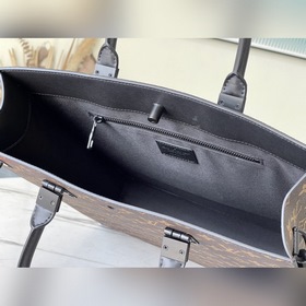 LV Артикул： M44475 Сумка через плечо Арт-директор мужской линии 