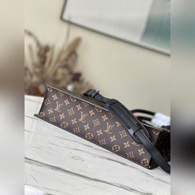 LV Артикул： M44475 Сумка через плечо Арт-директор мужской линии 