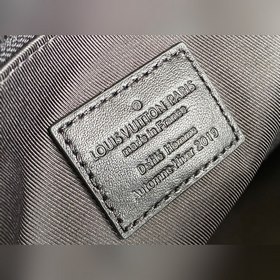 LV Сумка Sac Plat Артикул： M44475 Арт-директор мужской линии Ви