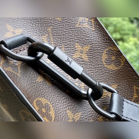 LV Сумка Sac Plat Артикул： M44475 Арт-директор мужской линии Ви