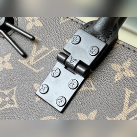 LV Артикул： M45667 Сумка через плечо Тонкая форма, созданная из 