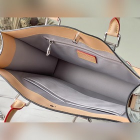 LV Артикул： M45884 Сумка из капсульной коллекции осень-зима 2021