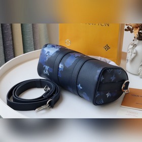 LV Сумка Keepall XS Артикул： M57844 Вирджил Абло (Virgil Abloh)