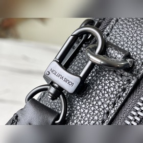 LV Артикул： M59161 Alpha Wearable Кошелек Изготовлен из зернисто