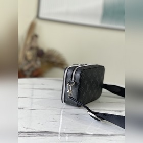 LV Модель： M80741 Alpha Wearable Кошелек Сумка-кошелек, изготовл