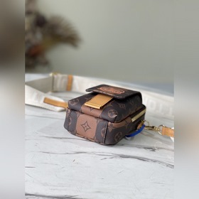 LV Артикул： M81005 Чехол для мобильного телефона Создан японским