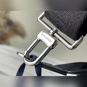 LV Артикул： M81018 Gaston Wearable Wallet Сумка Создан на основе