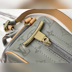LV Артикул： M43884 Сумка для фотоаппарата Изготовлена из блестя