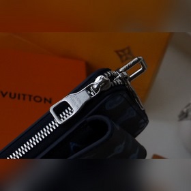 LV Артикул： M80466 Чехол для мобильного телефона Изготовлен из з
