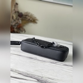 LV Модель M55703 Сумка Мягкая кожа с тисненым узором и цепочка и