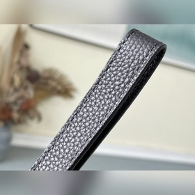 LV Модель M55703 Сумка Мягкая кожа с тисненым узором и цепочка и