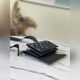 LV Артикул： M81013 Trio клатч Японский дизайнер, вдохновившись 