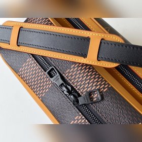 Сумка LV Nil Slim, модель M44757 Эта сумка Nil Slim с отделкой E