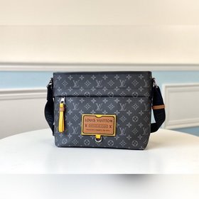 LV Модель M45214, 45216 Besace Zippée Сумка среднего размера Совр