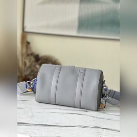 LV Модель： M59328 Серая сумка Классический дизайн сумки делает е