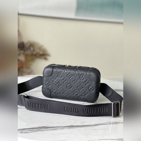 LV Артикул： M20439  Сумка Horizon Clutch Сумка Horizon Clutch и