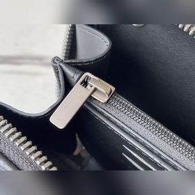 LV Артикул： M20439  Сумка Horizon Clutch Сумка Horizon Clutch и
