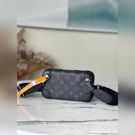 LV Модель： M45579 Сумка Horizon Clutch Изготовлена из ткани Mon