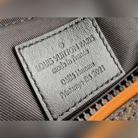 LV Артикул： M45652 Сумка представляет собой уменьшенную версию 