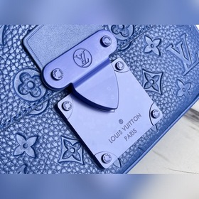 LV Модель： M58486 Синяя сумка S Lock Sling Элегантная и современ