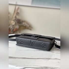 LV Артикул： M58711 AMBASSADEUR Маленькая сумка Создана основе к