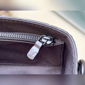 LV Модель： M81746 Сумка через плечо с тиснением Мягкая кожа гарм