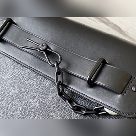 LV Артикул： M80107 Черный цветок Сумка Pochette Steamer Классич
