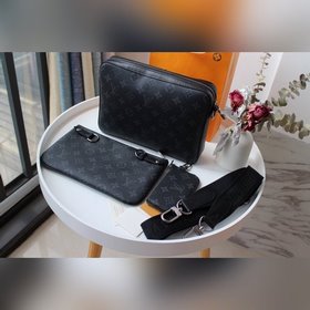 LV Модель M69443 Сумка TRIO POCHETTE Сумка Trio Pochette изготовл