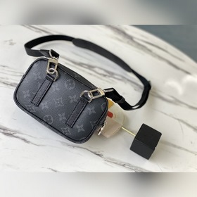 LV Артикул： M30755 OUTDOOR Сумка через плечо Мужская сумка Outdo
