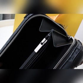 LV Артикул： M45579 Сумка Horizon Clutch Изготовлена из ткани Mo