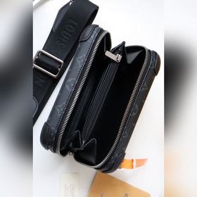 LV Артикул： M45579 Сумка Horizon Clutch Изготовлена из ткани Mo
