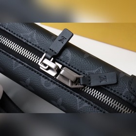 LV Артикул： M45579 Сумка Horizon Clutch Изготовлена из ткани Mo