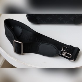 LV Артикул： M45579 Сумка Horizon Clutch Изготовлена из ткани Mo