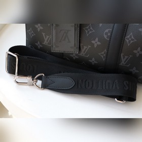 LV Артикул： M45936 Черный цветок Серия сумок-подушек Speedy Кл
